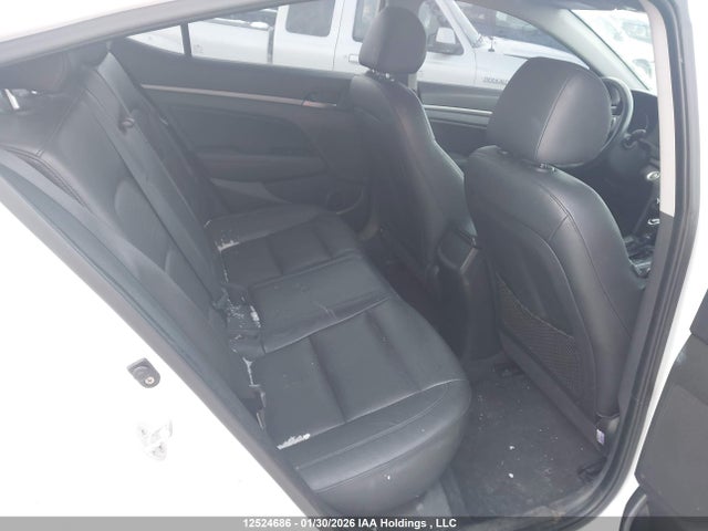 KMHD84LF6HU132875 Hyundai Elantra Se/value/limited