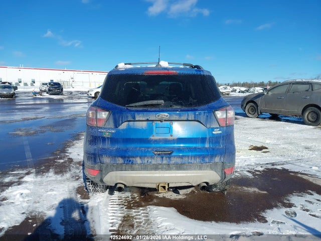 1FMCU0GD8HUD88993 Ford ESCAPE SE