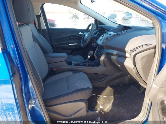 1FMCU0GD8HUD88993 Ford ESCAPE SE