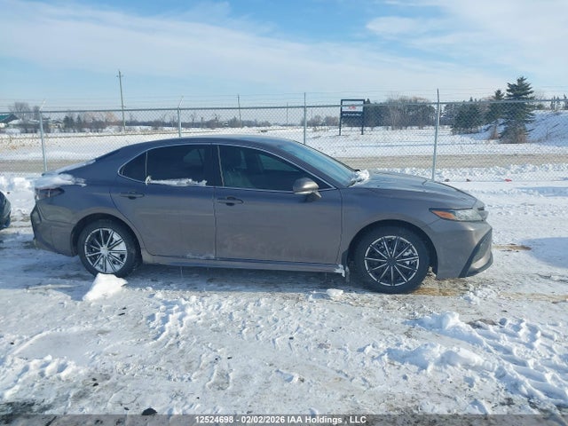 4T1G11AK5RU264561 Toyota Camry