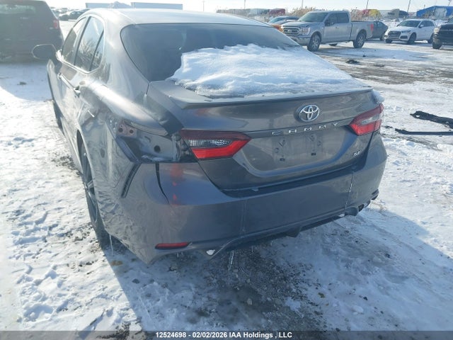 4T1G11AK5RU264561 Toyota Camry