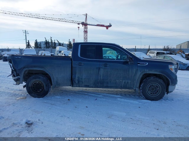 1GTR9BED2KZ300867 GMC Sierra K1500 Sle