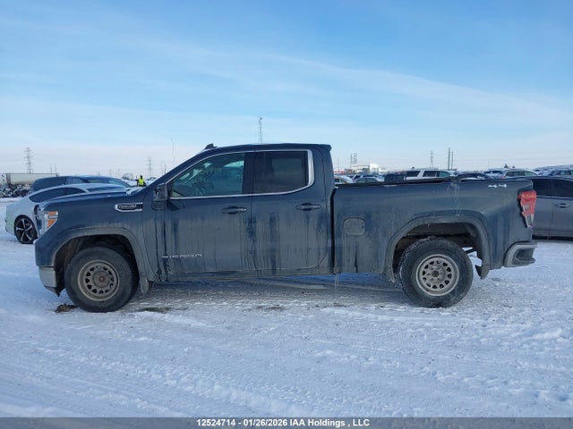 1GTR9BED2KZ300867 GMC Sierra K1500 Sle