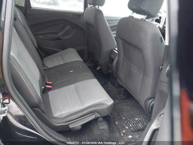 12524721 :رقم المزاد ، 1FMCU0F74HUD70146 vin ، 2017 Ford Escape S مزاد بيع