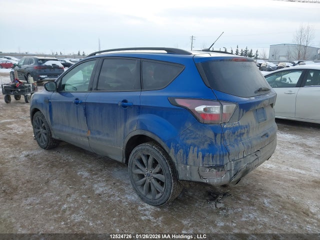 1FMCU9G9XHUC29649 Ford ESCAPE SE