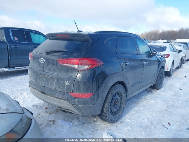 KM8J3CA27HU461788 Hyundai Tucson