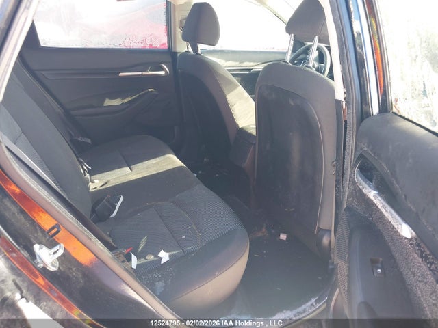 KNDEP2AA9N7247875 KIA Seltos Lx