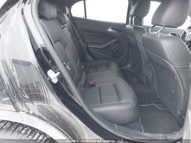 WDCTG4GB0JJ374816 Mercedes-Benz Gla 250 4matic