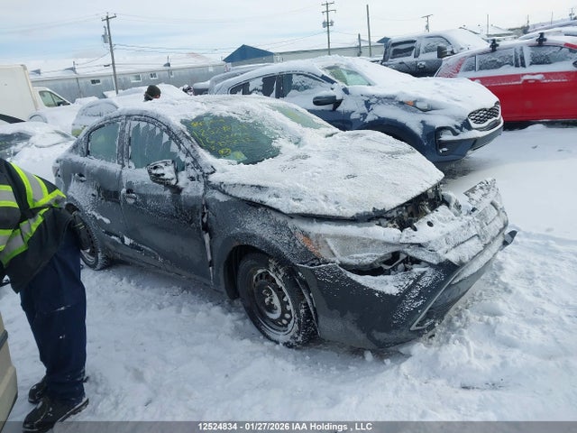 3MYDLBYV2GY105242 Toyota Yaris Premium