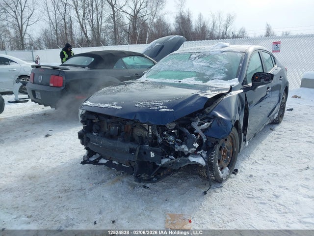 Mazda MAZDA3 2018 3MZBN1W32JM258906 Image 2