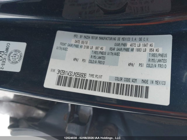 Mazda MAZDA3 2018 3MZBN1W32JM258906 Image 9