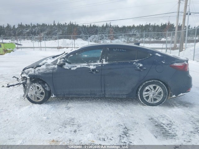 KMHD84LFXLU945676 Hyundai Elantra Preferred With Sun And Safety Package Auto Ivt