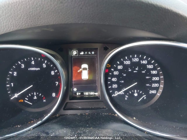 5XYZUDLA2HG384442 Hyundai Santa Fe