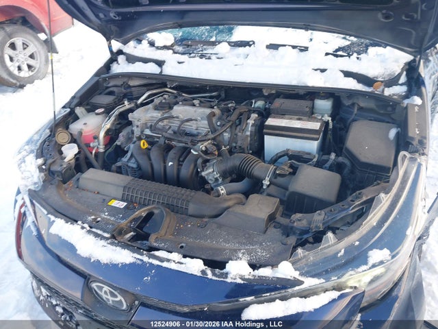 12524906 :رقم المزاد ، 5YFBPMBE1MP245969 vin ، 2021 Toyota Corolla Le مزاد بيع