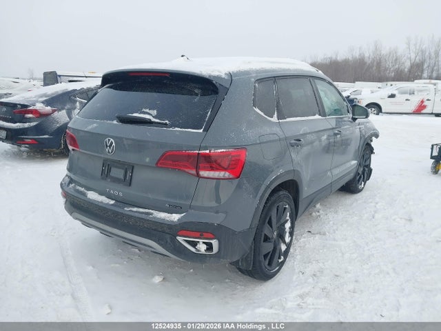 12524935 :رقم المزاد ، 3VV4X7B23RM044428 vin ، 2024 Volkswagen Taos Sel مزاد بيع