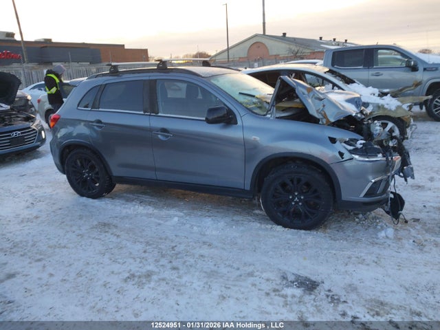 JA4AJ4AW5JZ605571 Mitsubishi Rvr Gt/se Anniversary Edition/se Limited Edition