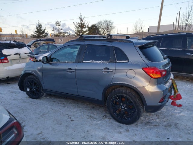 JA4AJ4AW5JZ605571 Mitsubishi Rvr Gt/se Anniversary Edition/se Limited Edition