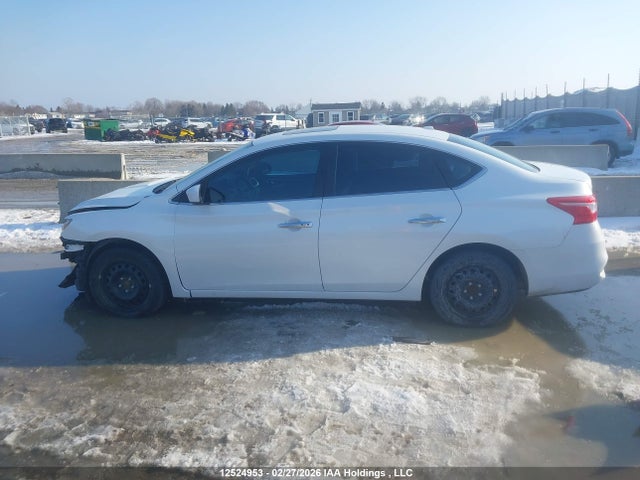 3N1AB7AP5KY338024 Nissan Sentra 1.8 S/1.8 Sv