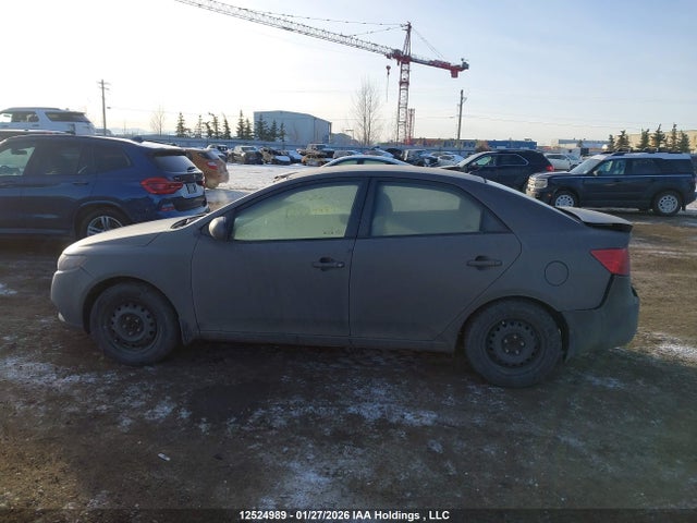 2013 Kia Forte 2.0l Lx მანქანა იყიდება აუქციონზე, vin: KNAFT4A22D5659812, აუქციონის ნომერი: 12524989
