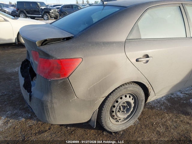 2013 Kia Forte 2.0l Lx მანქანა იყიდება აუქციონზე, vin: KNAFT4A22D5659812, აუქციონის ნომერი: 12524989