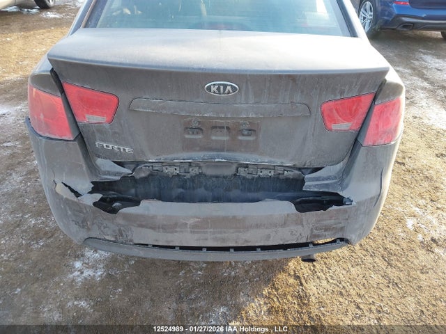 2013 Kia Forte 2.0l Lx მანქანა იყიდება აუქციონზე, vin: KNAFT4A22D5659812, აუქციონის ნომერი: 12524989