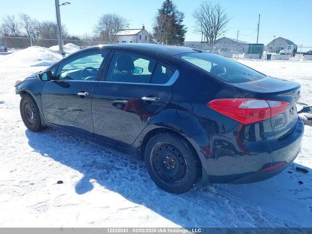 Продажа на аукционе авто 2015 Kia Forte, vin: KNAFX4A85F5260324, номер лота: 12525043