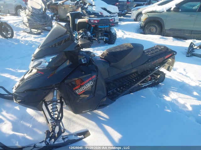 2BPSUBGB6GV000012 Skidoo Skidoo