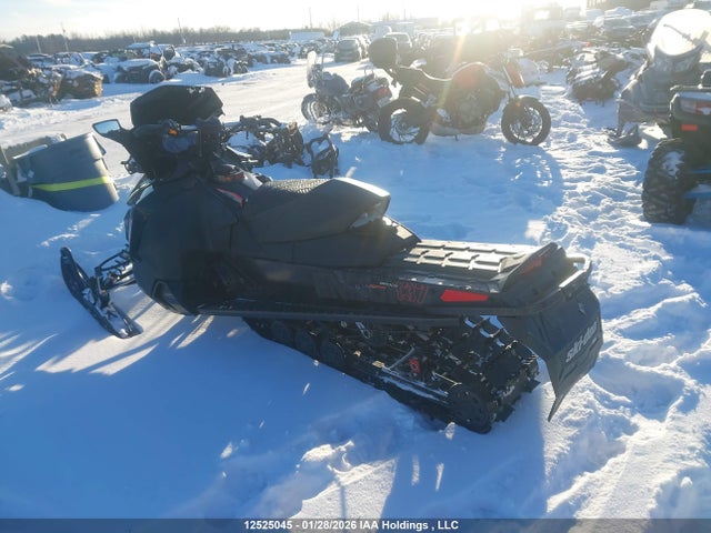 2BPSUBGB6GV000012 Skidoo Skidoo
