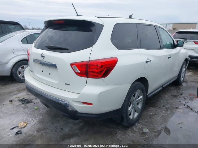 5N1DR2MM8HC613389 Nissan Pathfinder