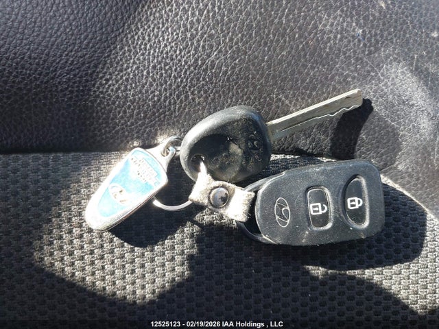 KM8JU3AG1FU046746 Hyundai TUCSON GLS