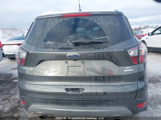 1FMCU0GD5HUE81339 Ford Escape