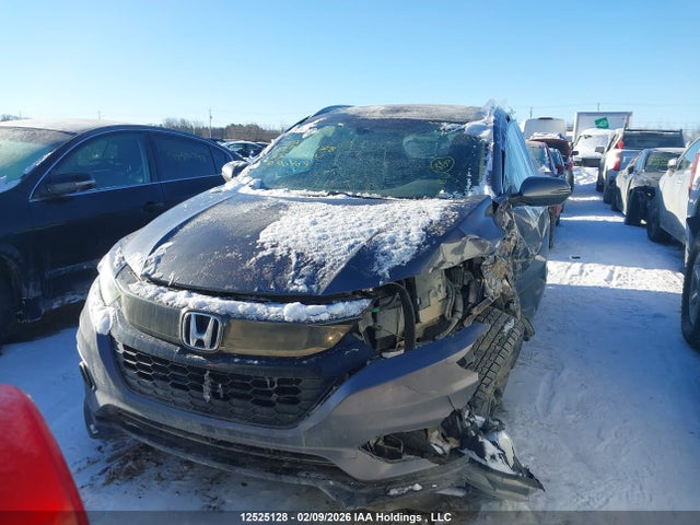 3CZRU6H23NM100709 Honda HR-V SPORT