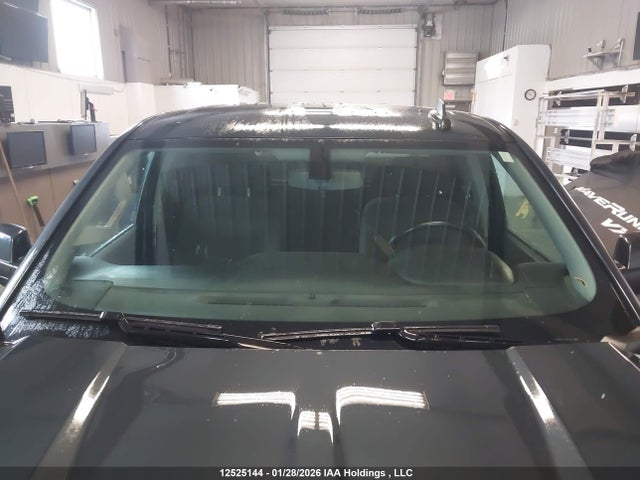 1GCVKREC8JZ182700 Chevrolet Silverado K1500 Lt