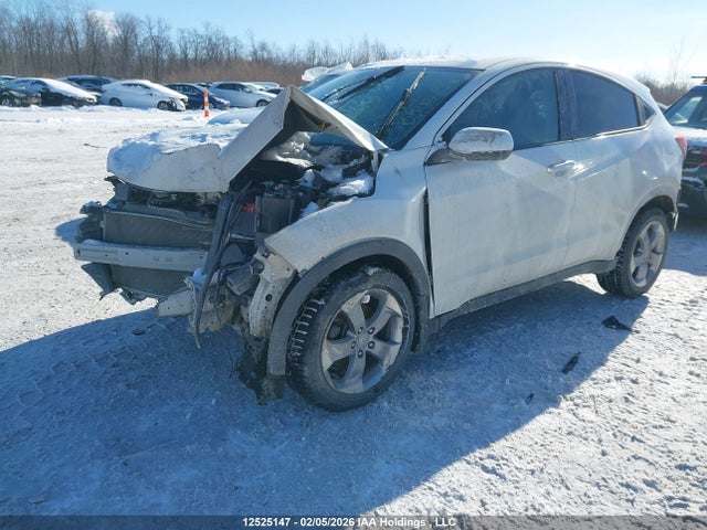 3CZRU6H34NM104695 Honda HR-V LX
