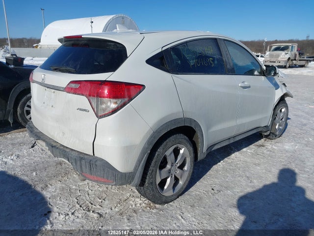 3CZRU6H34NM104695 Honda HR-V LX