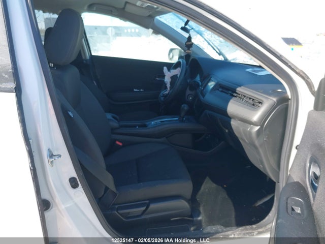 3CZRU6H34NM104695 Honda HR-V LX