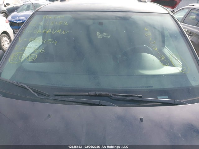 12525153 :رقم المزاد ، 2D4RN5DG1BR644454 vin ، 2011 Dodge Grand Caravan Crew مزاد بيع
