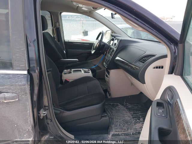 12525153 :رقم المزاد ، 2D4RN5DG1BR644454 vin ، 2011 Dodge Grand Caravan Crew مزاد بيع