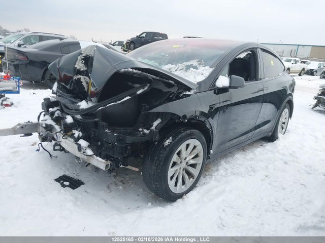 Продажа на аукционе авто 2023 Tesla Model X, vin: 7SAXCBE60PF375609, номер лота: 12525165