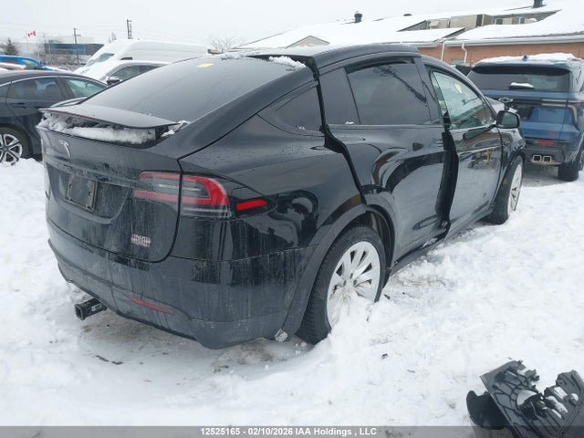 Продажа на аукционе авто 2023 Tesla Model X, vin: 7SAXCBE60PF375609, номер лота: 12525165