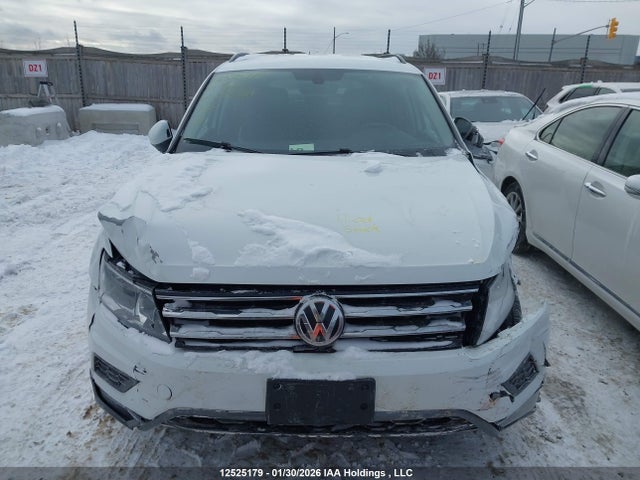3VV2B7AX1MM059781 Volkswagen Tiguan Se/se R-line Black/sel