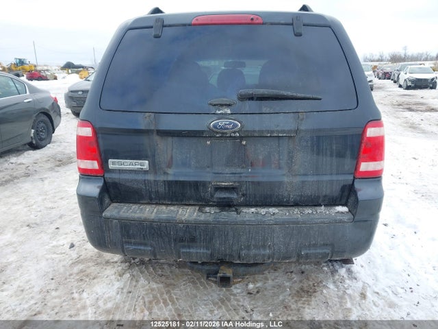 2011 Ford Escape მანქანა იყიდება აუქციონზე, vin: 1FMCU9D73BKC20328, აუქციონის ნომერი: 12525181