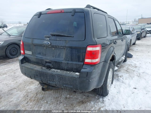 2011 Ford Escape მანქანა იყიდება აუქციონზე, vin: 1FMCU9D73BKC20328, აუქციონის ნომერი: 12525181