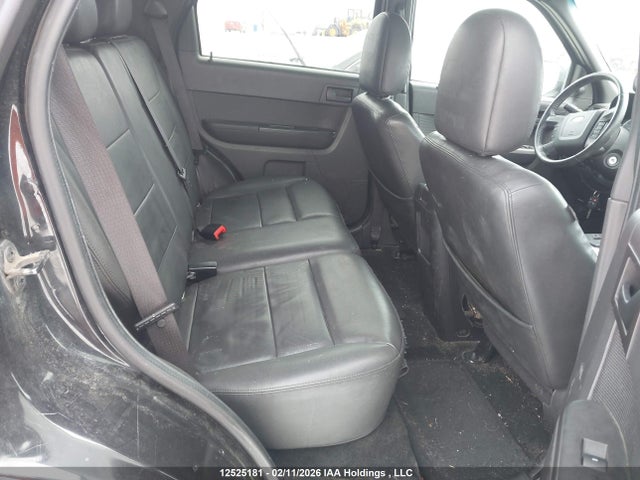 2011 Ford Escape მანქანა იყიდება აუქციონზე, vin: 1FMCU9D73BKC20328, აუქციონის ნომერი: 12525181