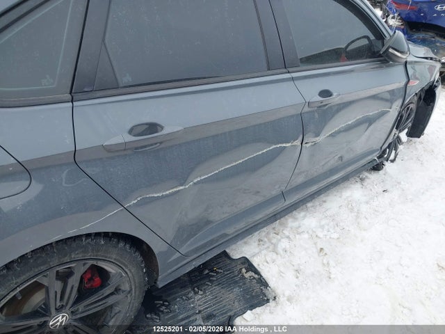 3VW2T7BU3NM016655 Volkswagen Jetta Gli Autobahn