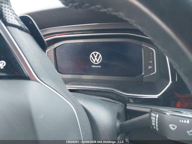 3VW2T7BU3NM016655 Volkswagen Jetta Gli Autobahn