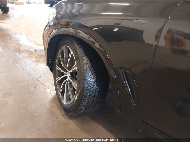 5UXCR6C52KLL23821 BMW X5 Xdrive40i