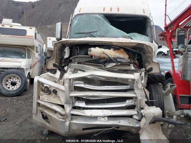 3AKJHHDR7TSWL7794 Freightliner New Cascadia 126