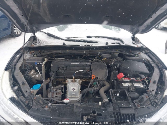 1HGCR2F08HA811834 Honda Accord Touring