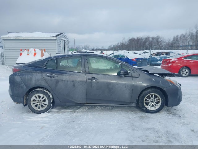 JTDKBRFU1H3040258 Toyota Prius